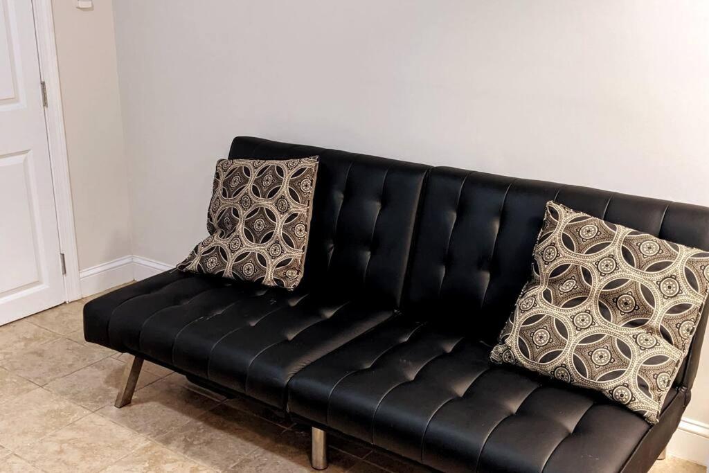 Apartamento Brighton Sleeps 3 - Steps To Bus Line